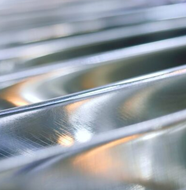 Anodização de titânio: vale a pena investir nesse acabamento?